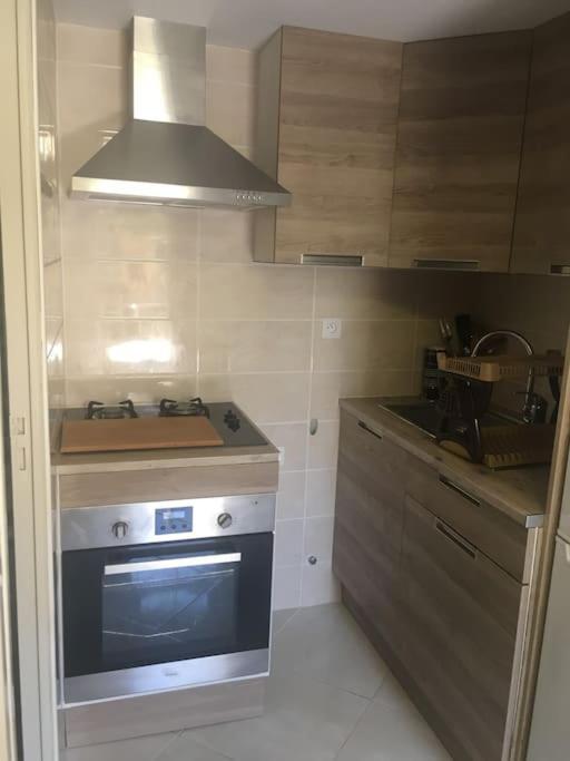 Studio Ideal Pour Deux Voyageurs Sur Marseille Eksteriør bilde