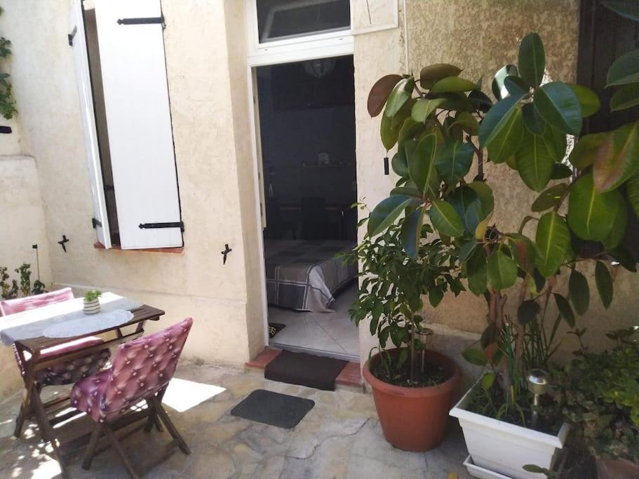 Studio Ideal Pour Deux Voyageurs Sur Marseille Eksteriør bilde